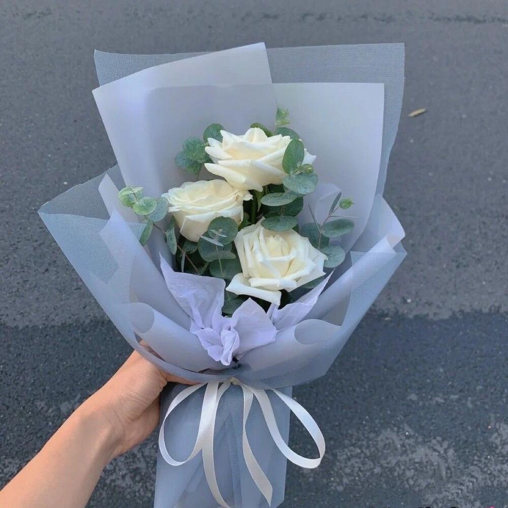 Букет из белых роз (цена указана за 1 букет)